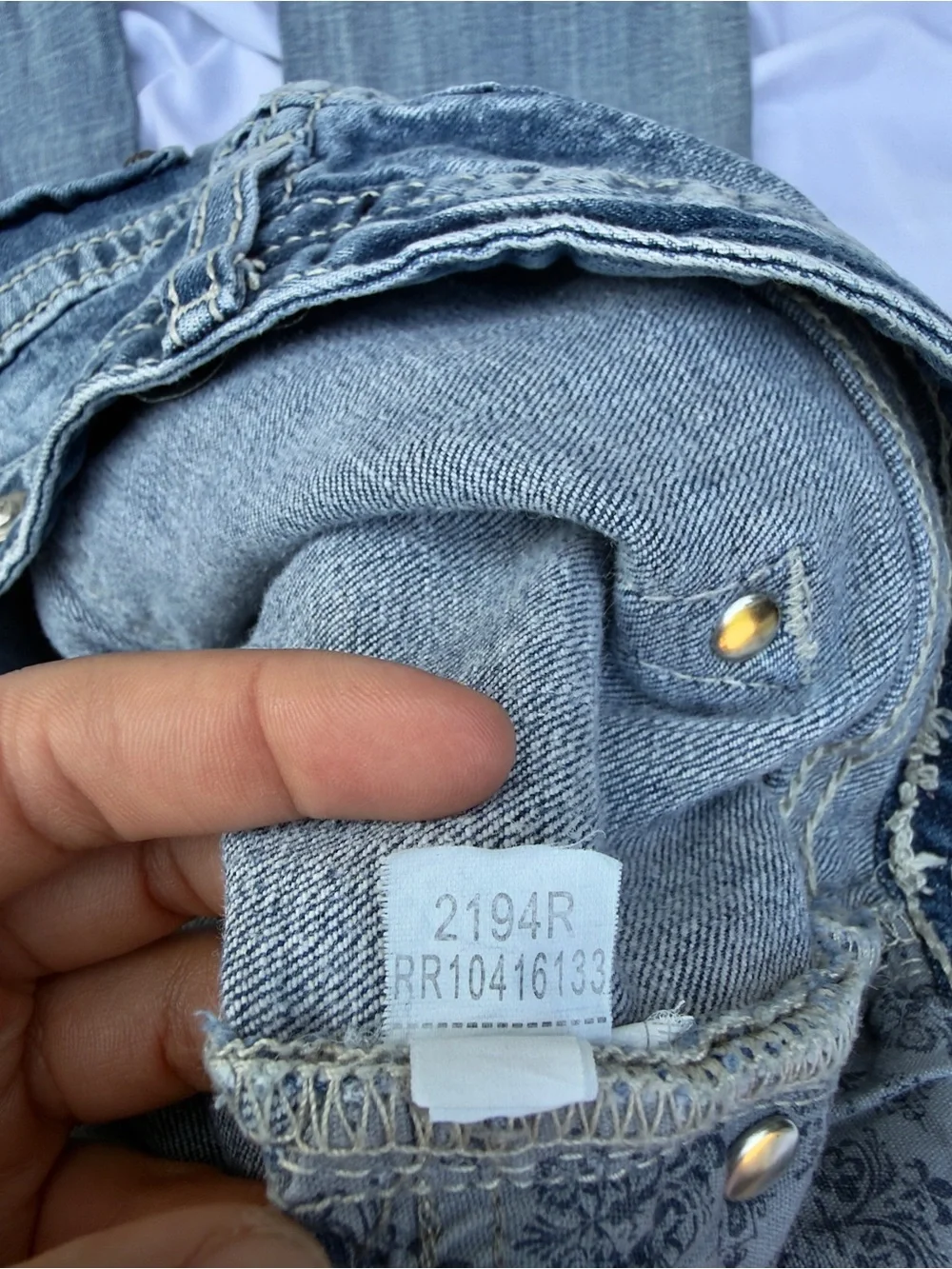 y2k rerock by express low rise light wash bootcut embroidered jeans size 8R